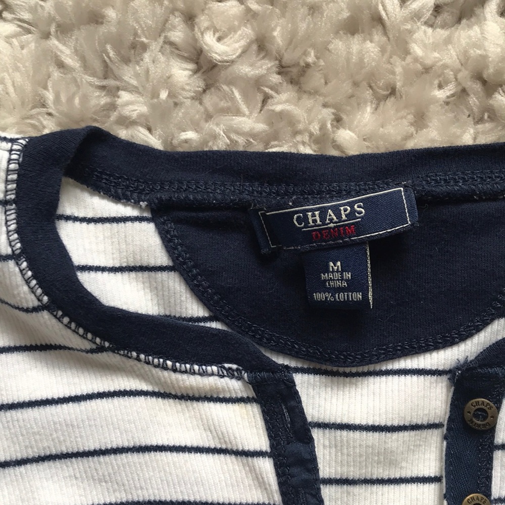 Sweater. Size Medium. By Chaps - Picture 2 of 5